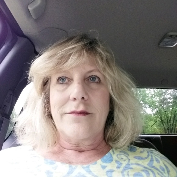 Meet your Posher, Susan - Picture 1 of 1